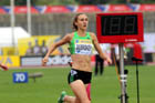 Lisa Dobriskey beats Hannah England in the 1500 metres, 2011 Aviva London Grand Prix